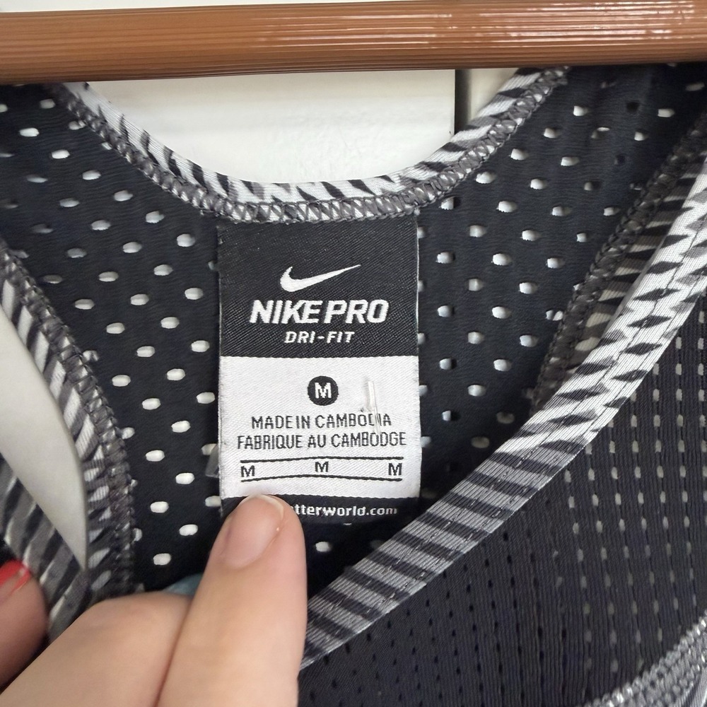 Nike Pro Dri-FIT Womens Racerback Tank Top Black Gray Geometric Mesh Size M - Picture 3 of 8